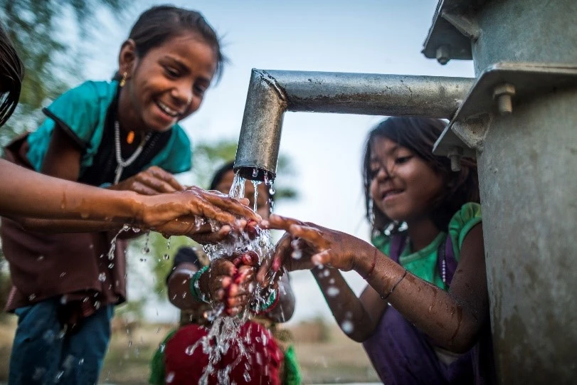 Clean Water Initiative (गांवों में साफ पानी की सुविधा)