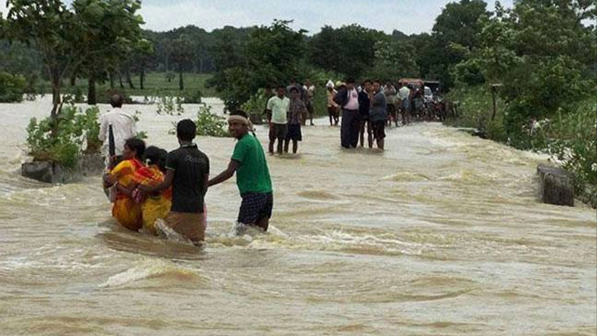 Assam Flood Relief (असम बाढ़ पीड़ितों की सहायता)